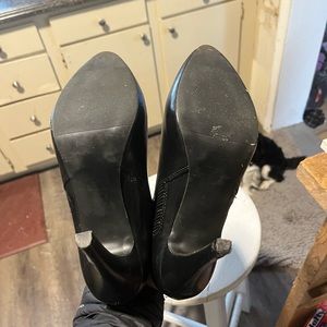 Nine west black bootie heels